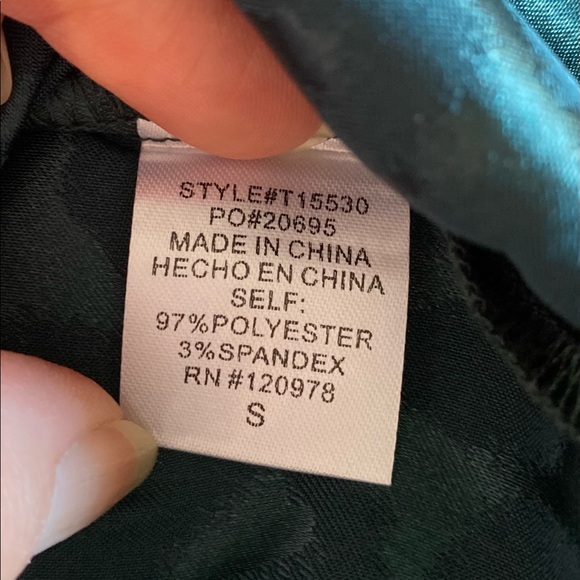 Entro Women's Leopard One Shoulder Top - Picture 14 of 16